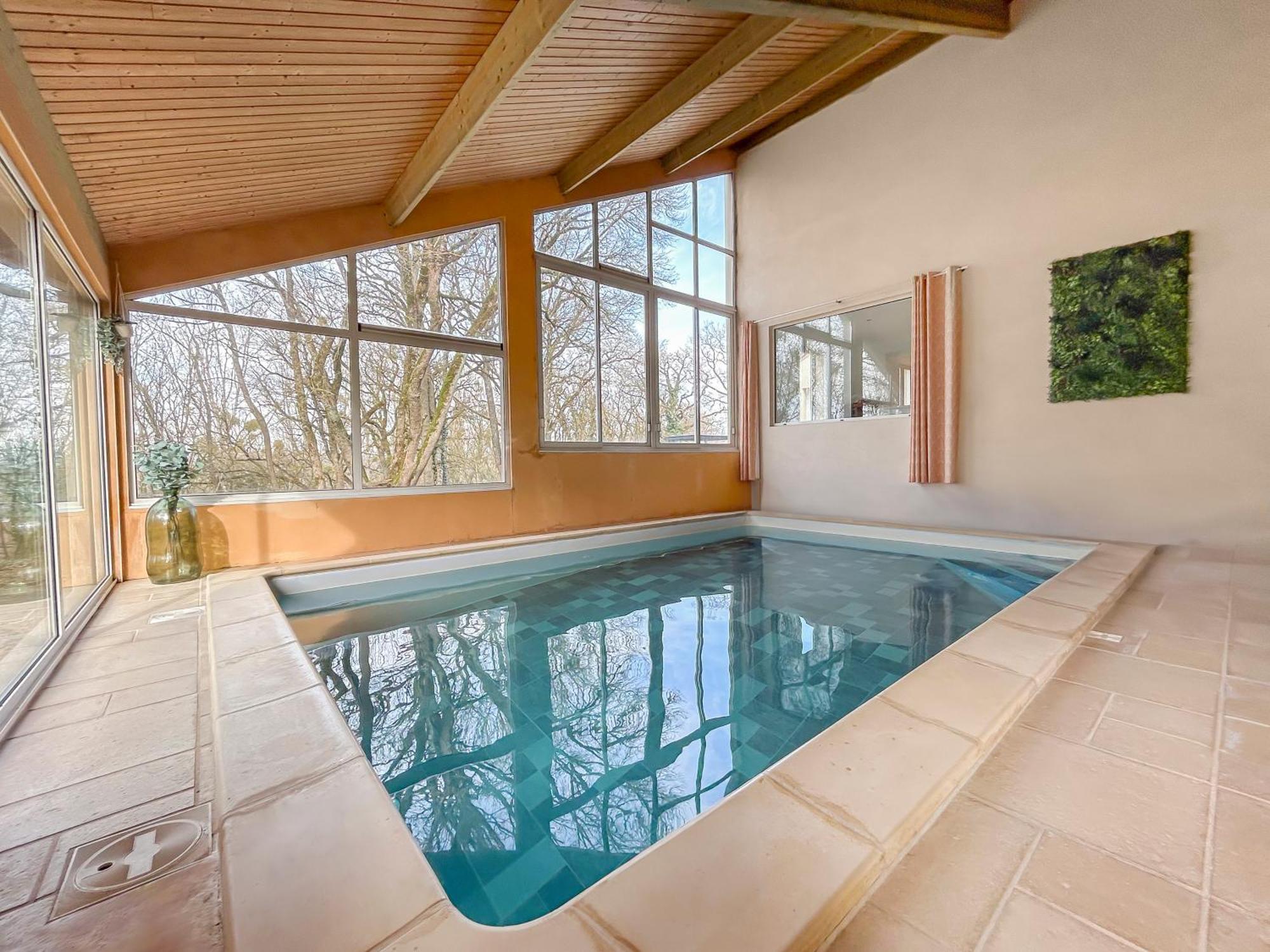 Gite L'Oree Des Buis, Piscine Privatisable Vouille  Exterior photo